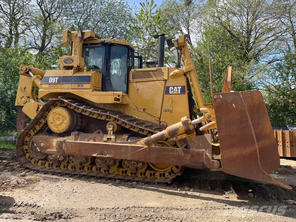 CAT D 9 T Telaketjupuskutraktorit
