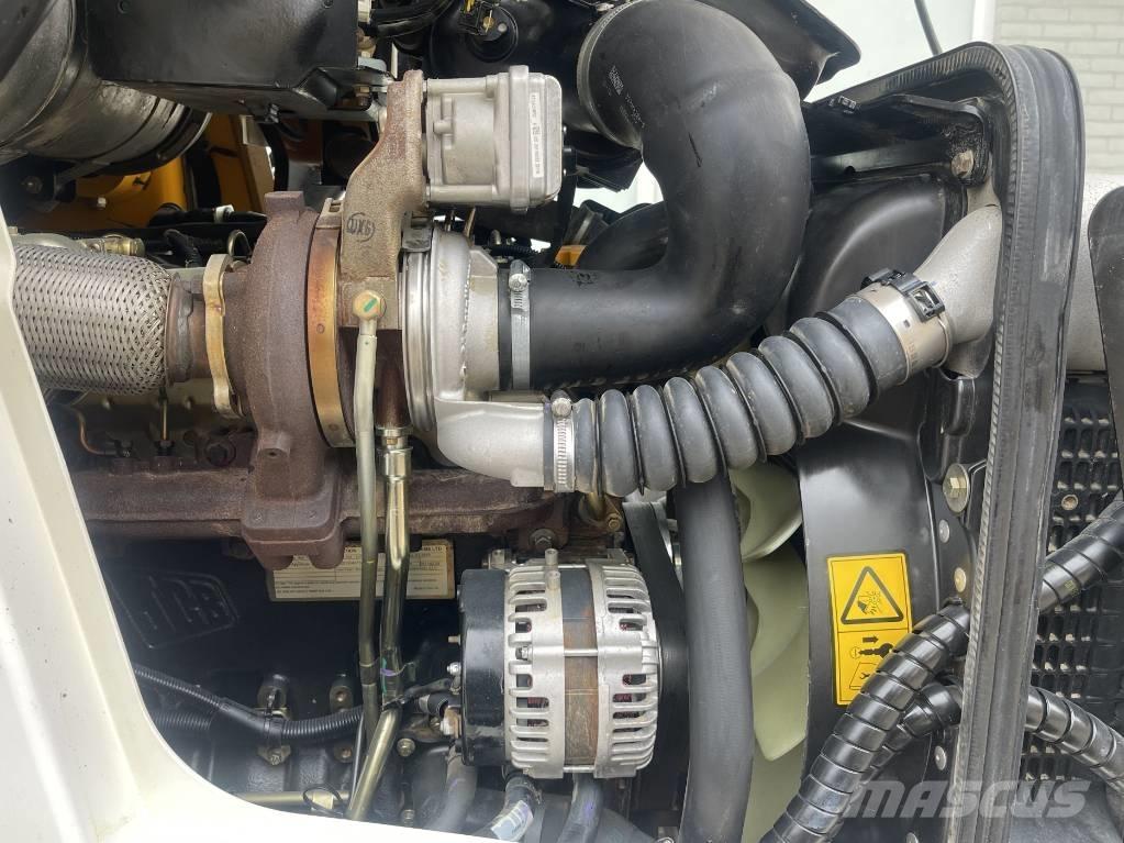 JCB 3 CX    2019 Kaivurikuormaajat