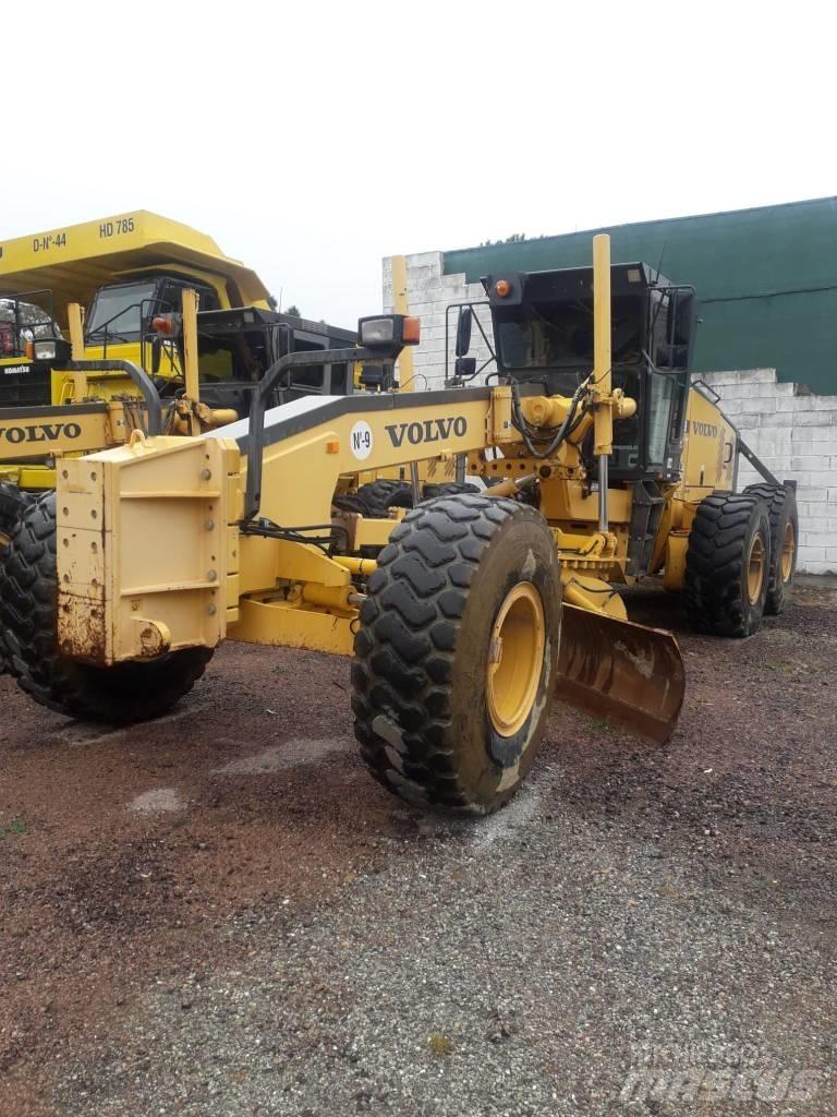 Volvo G 780 B Tiehöylät