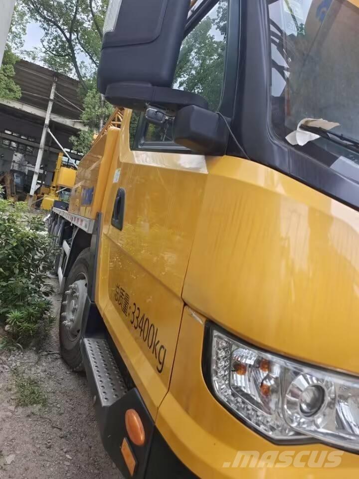 XCMG QY 50 Mobiilinosturit