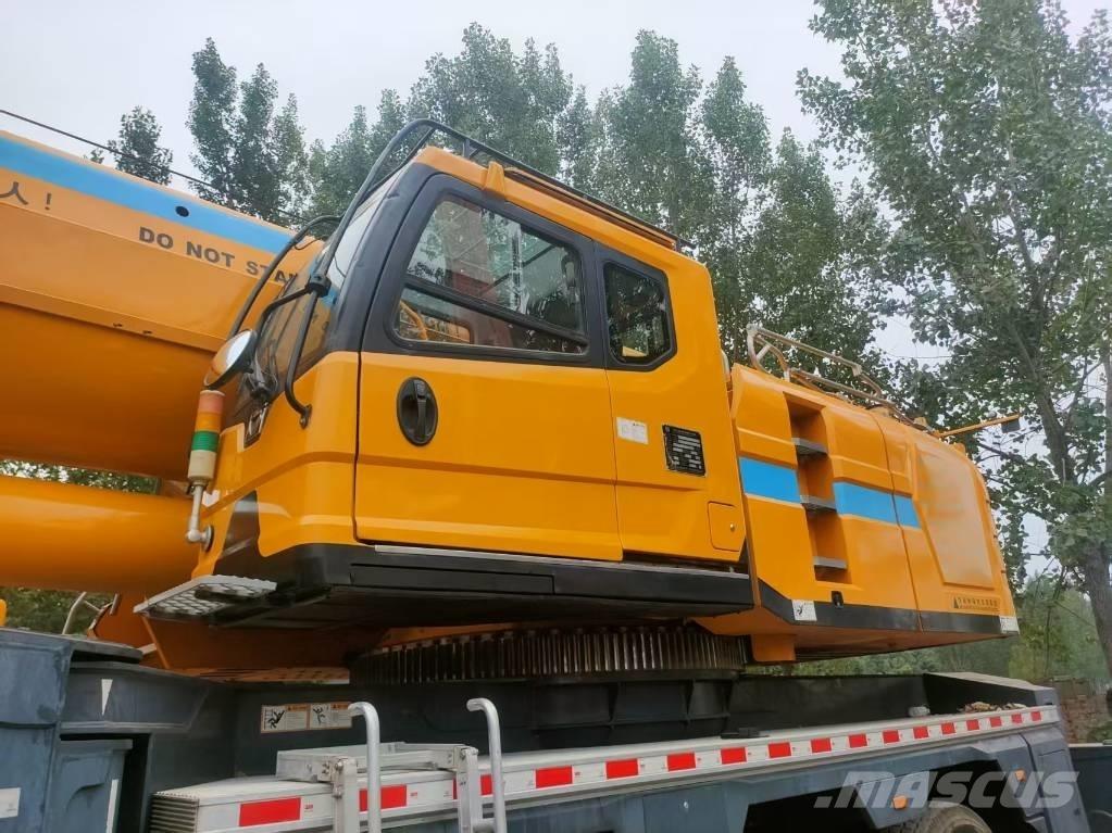XCMG XCT130 Mobiilinosturit