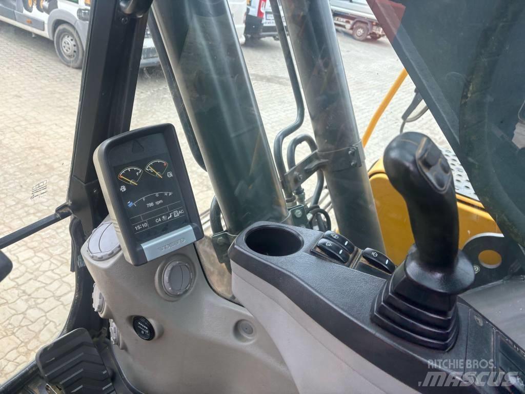 Volvo EC 220 D Telakaivukoneet