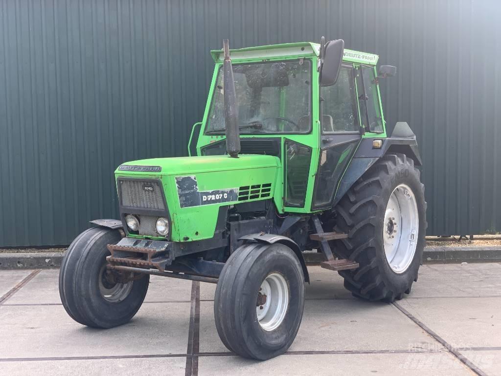 Deutz-Fahr D7207C Traktorit