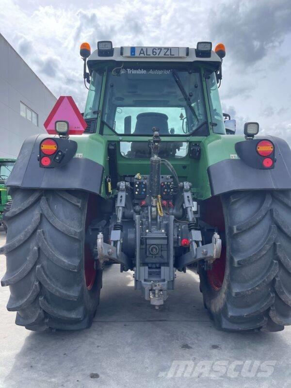 Fendt 820 Vario TMS Traktorit