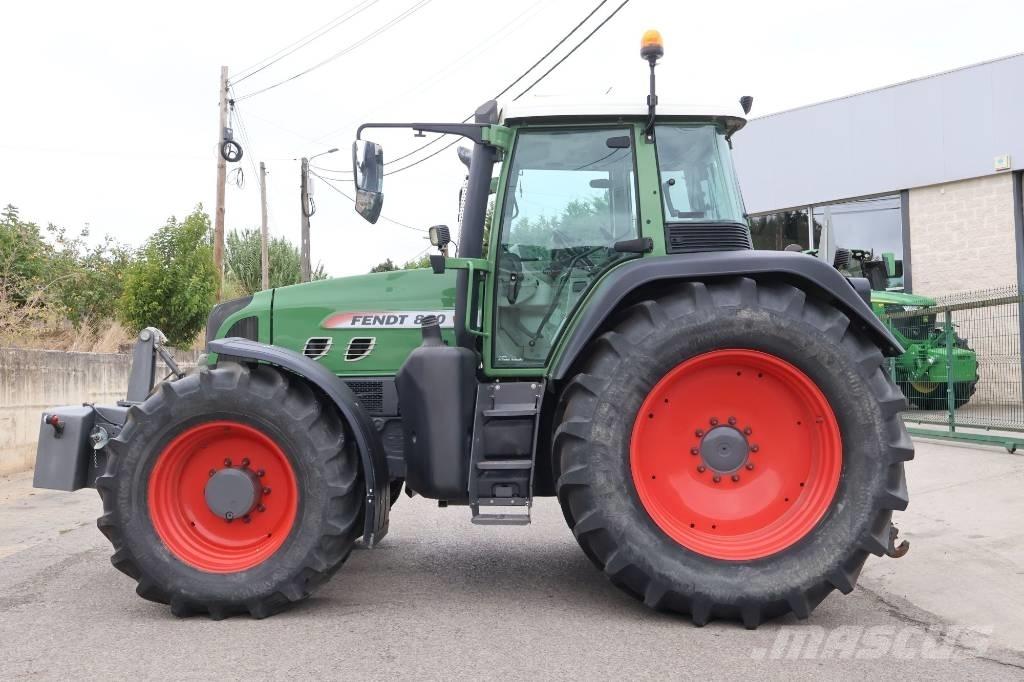Fendt 820 Vario TMS Traktorit