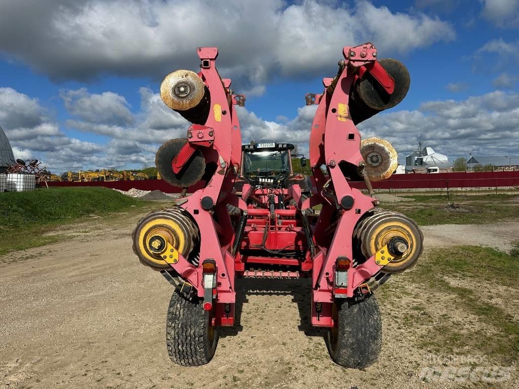 Väderstad Carrier500 Kiekkomultaimet ja lautasäkeet