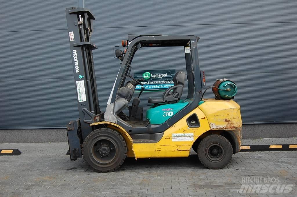 Komatsu FG30C-16 Muut haarukkatrukit