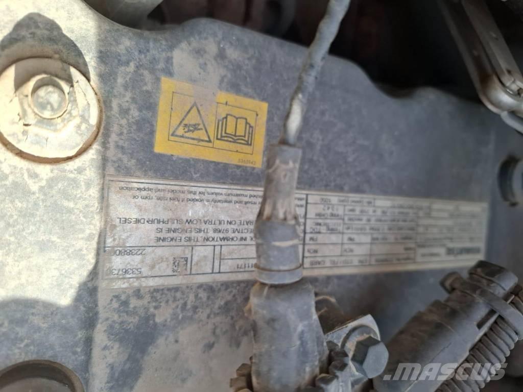 Komatsu PW 148-11 Pyöräkaivukoneet