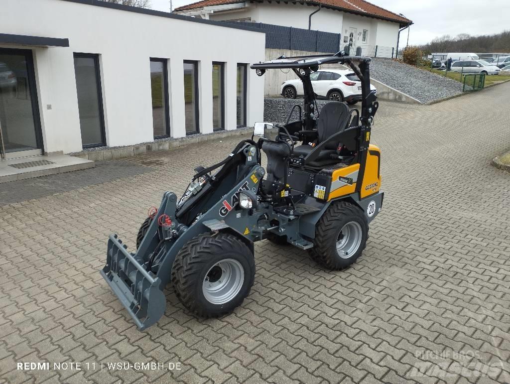 GiANT G2200 Xtra HD Etukuormaimet ja kaivuulaitteet