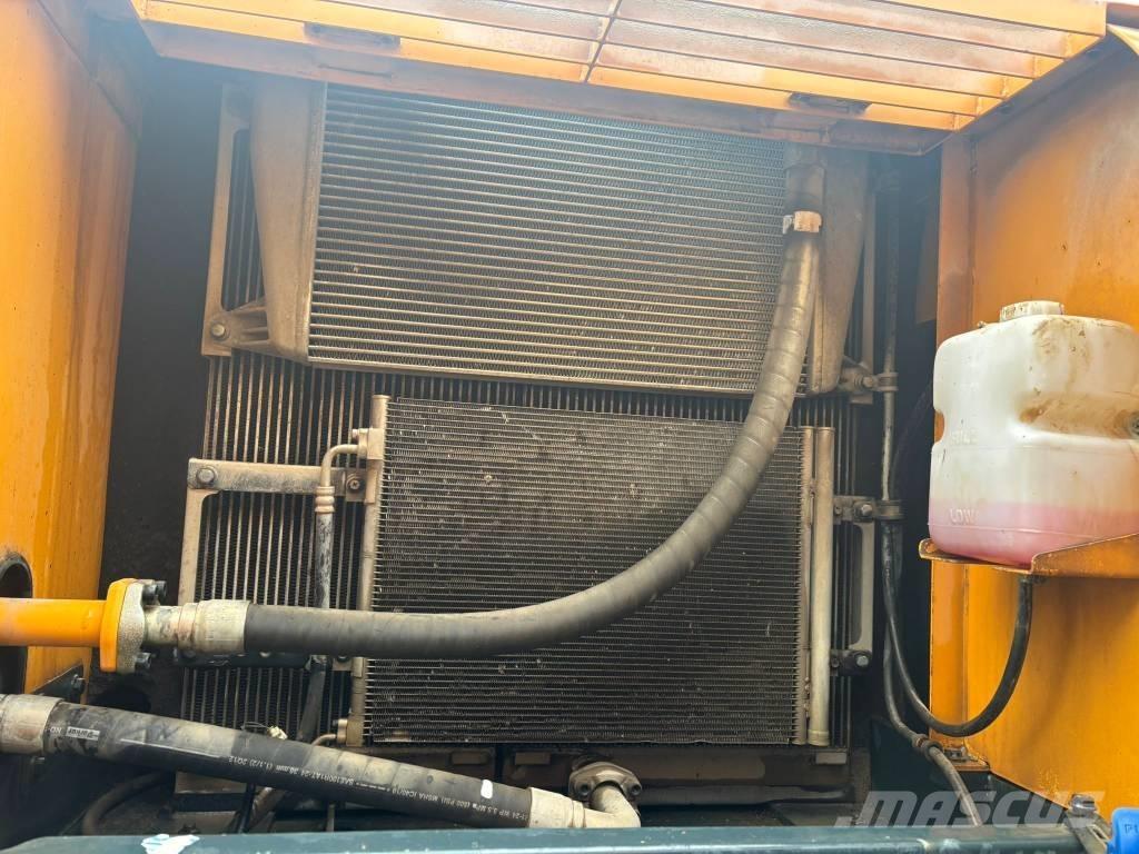 Hyundai 290LC-9 Telakaivukoneet