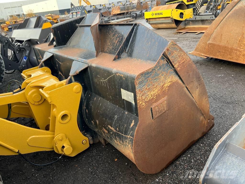 CAT 938M Pyöräkuormaajat