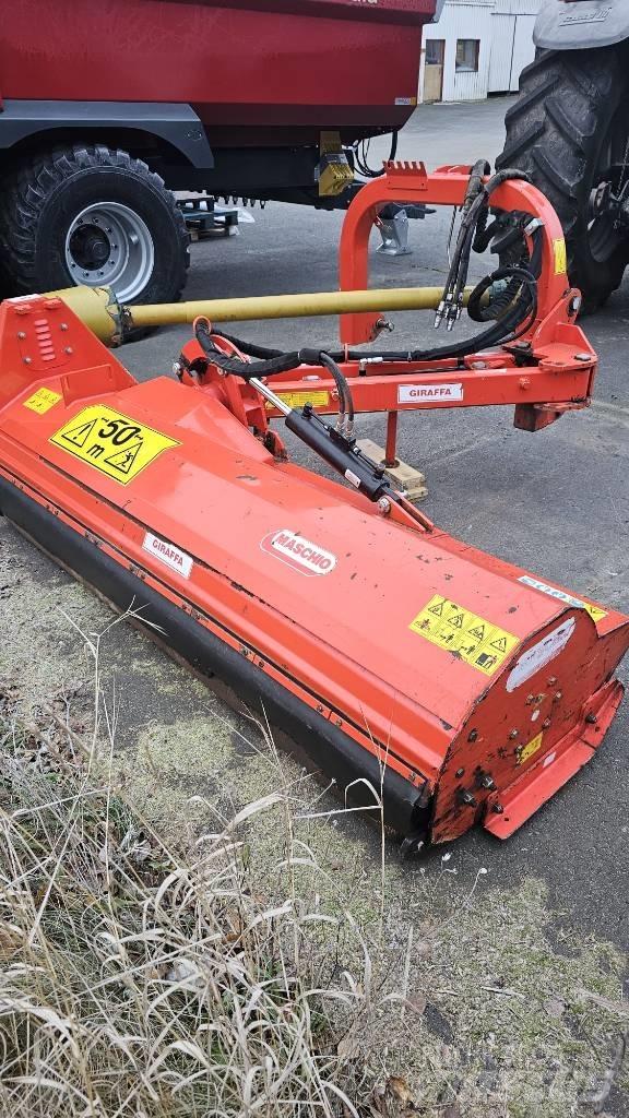 Maschio Giraffa 210 Kesantoleikkurit ja -murskaimet