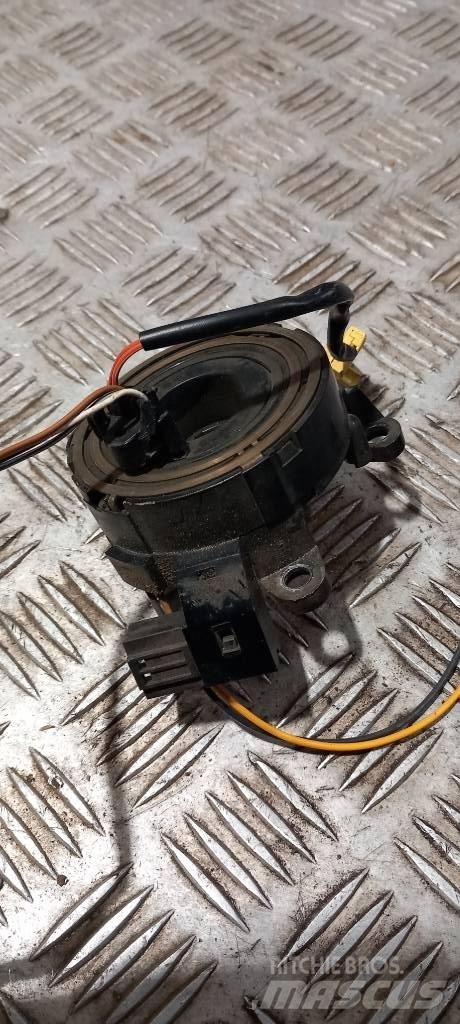 Volvo FH 12.    3457550 Sähkö ja elektroniikka