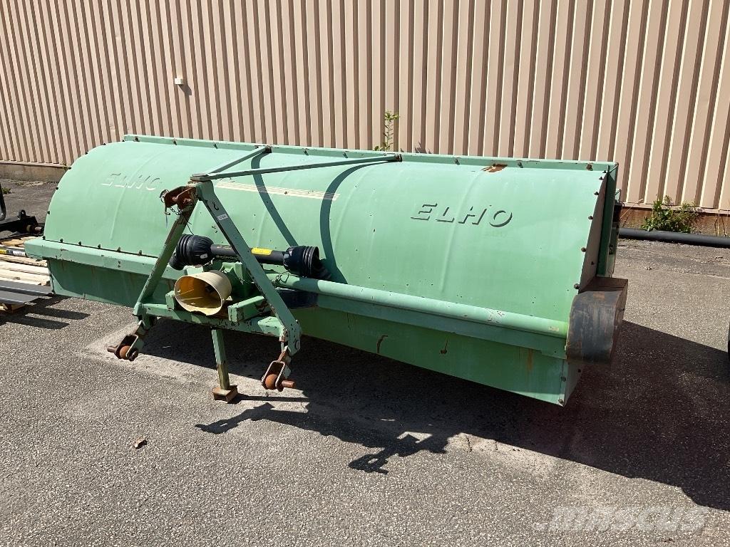 Elho TR 300 Pöyhimet ja haravat