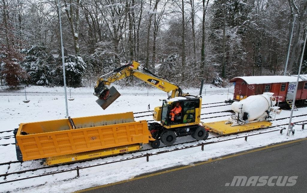 CAT 323 Rail Erikoiskaivinkoneet