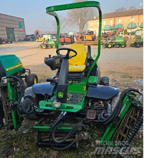 John Deere 7700 Väyläleikkuri