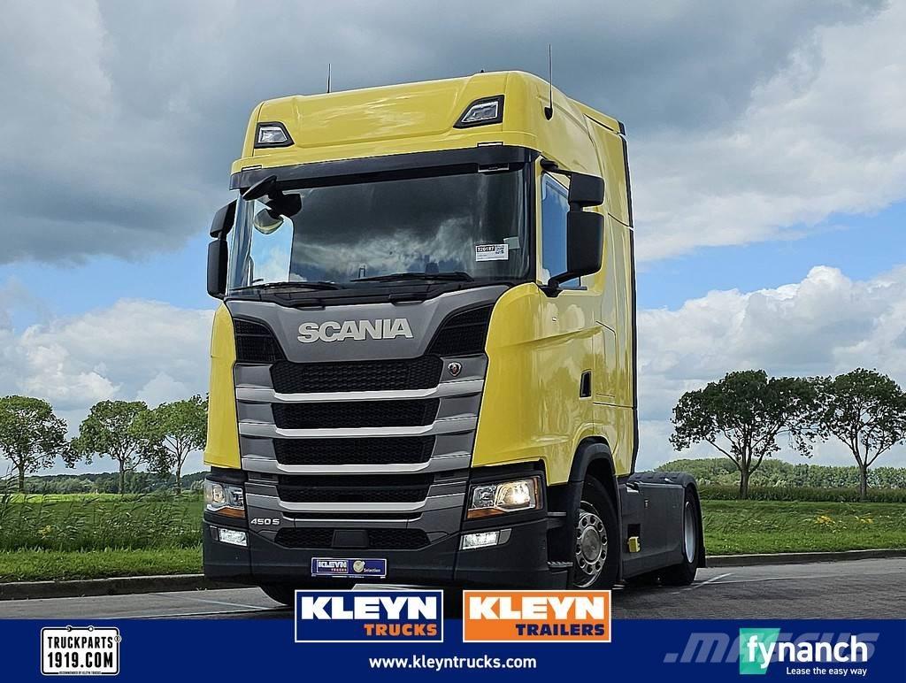 Scania S450 Vetopöytäautot