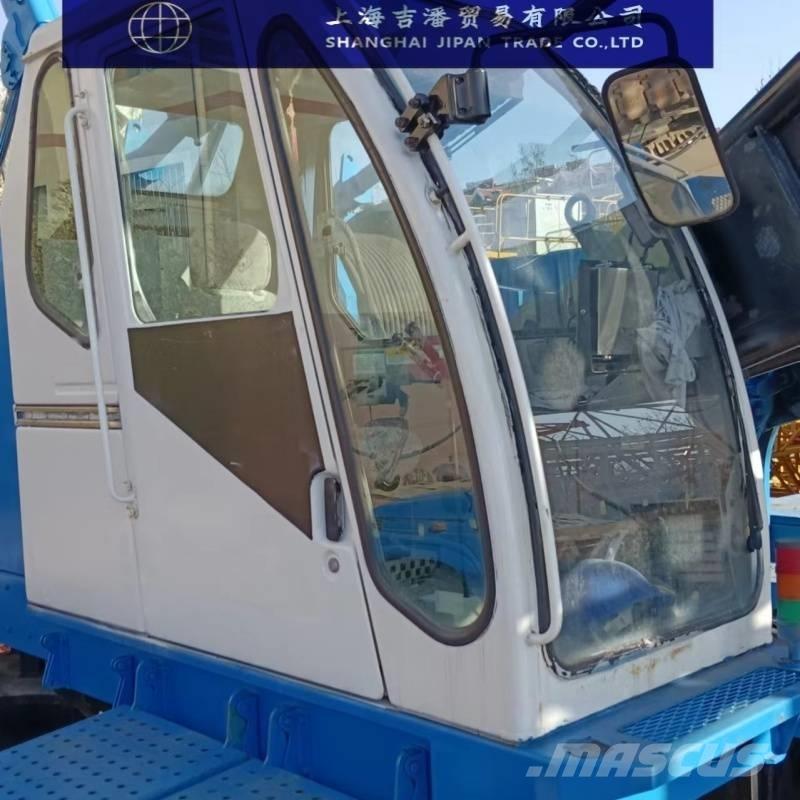 Hitachi SCX2500 Tela-alustaiset nosturit