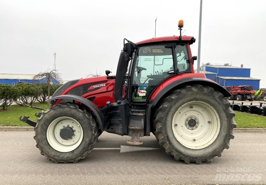 Valtra T 234 A Traktorit