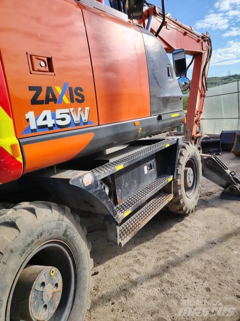 Hitachi ZX 145 Pyöräkaivukoneet