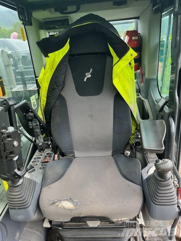 Komatsu PC 170 LC-11 Telakaivukoneet