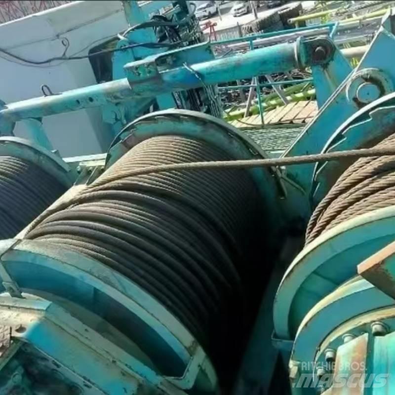 Kobelco 7300 Tela-alustaiset nosturit