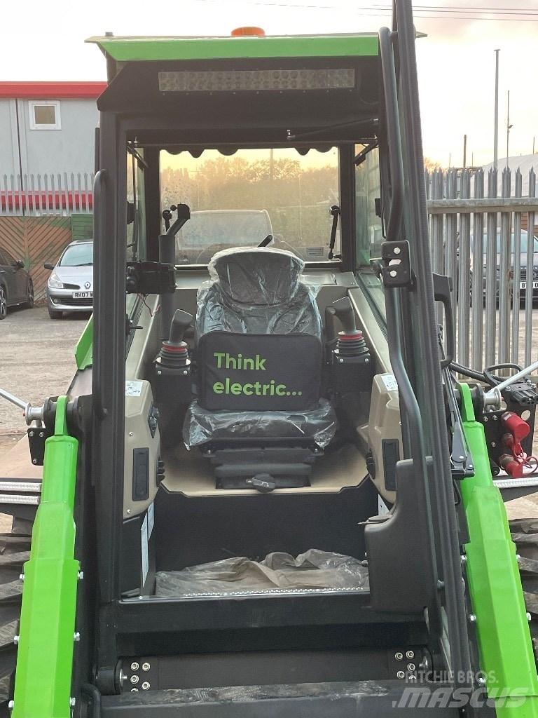 Kovaco Elise 900 Midikaivukoneet 7t - 12t