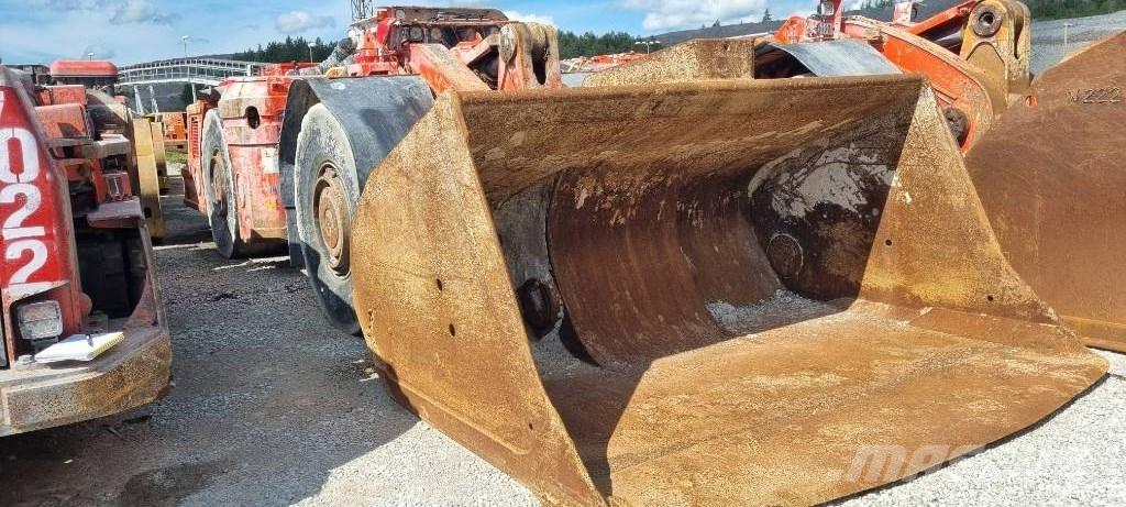 Sandvik LH 410 Maanalaiset lastauskoneet