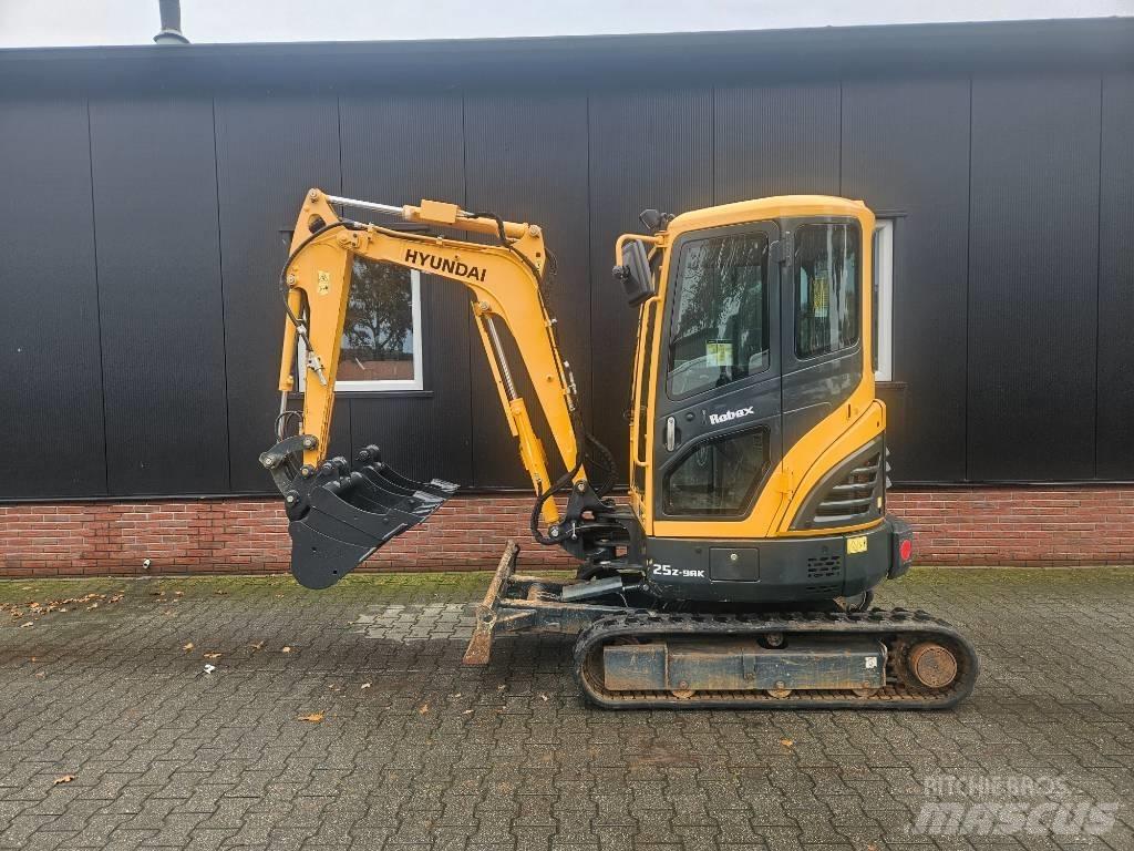 Hyundai Robex 25-9 Minikaivukoneet < 7t