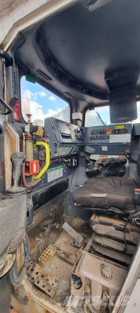 Sandvik LH 307 Maanalaiset lastauskoneet