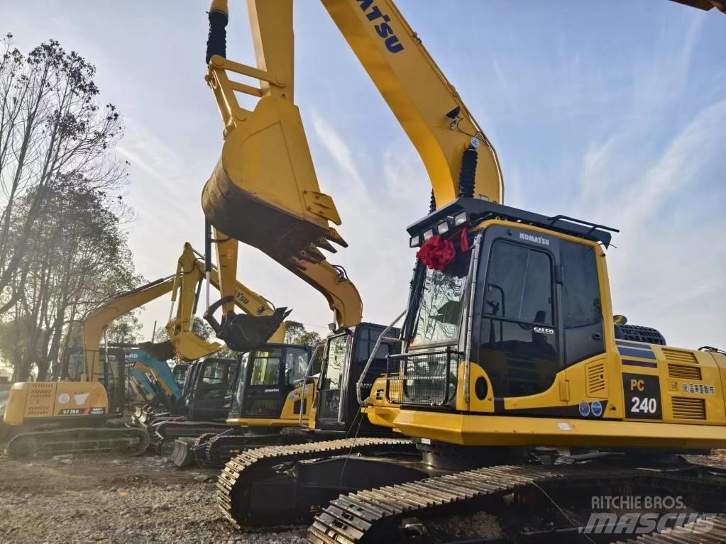 Komatsu PC240-8 Midikaivukoneet 7t - 12t