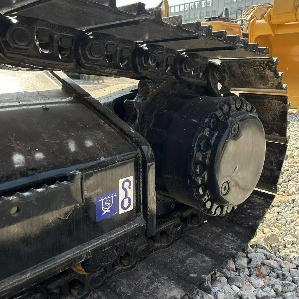CAT 325D2L Telakaivukoneet