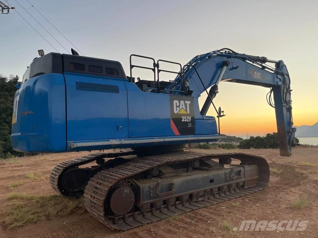 CAT 352 F XE Telakaivukoneet