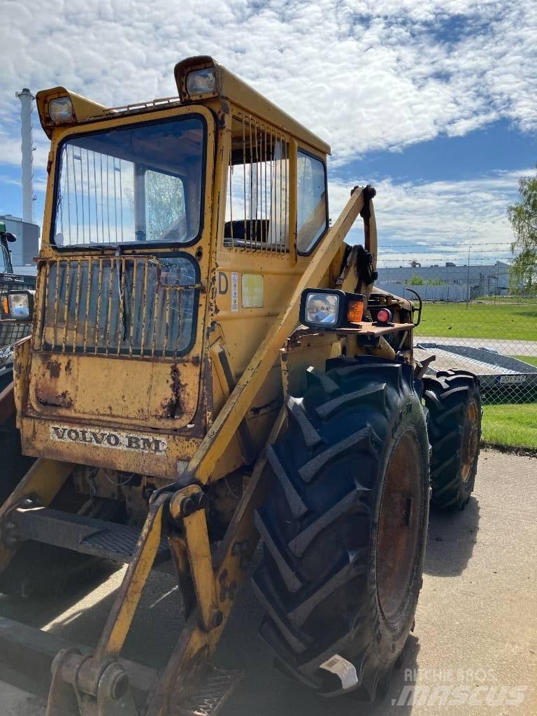 Volvo BM 641 Etukuormaimet ja kaivuulaitteet