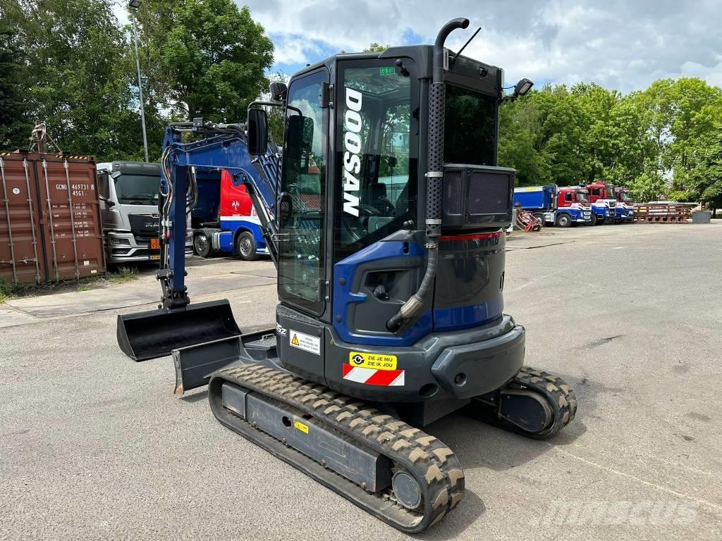 Doosan DX 35 Z Minikaivukoneet < 7t