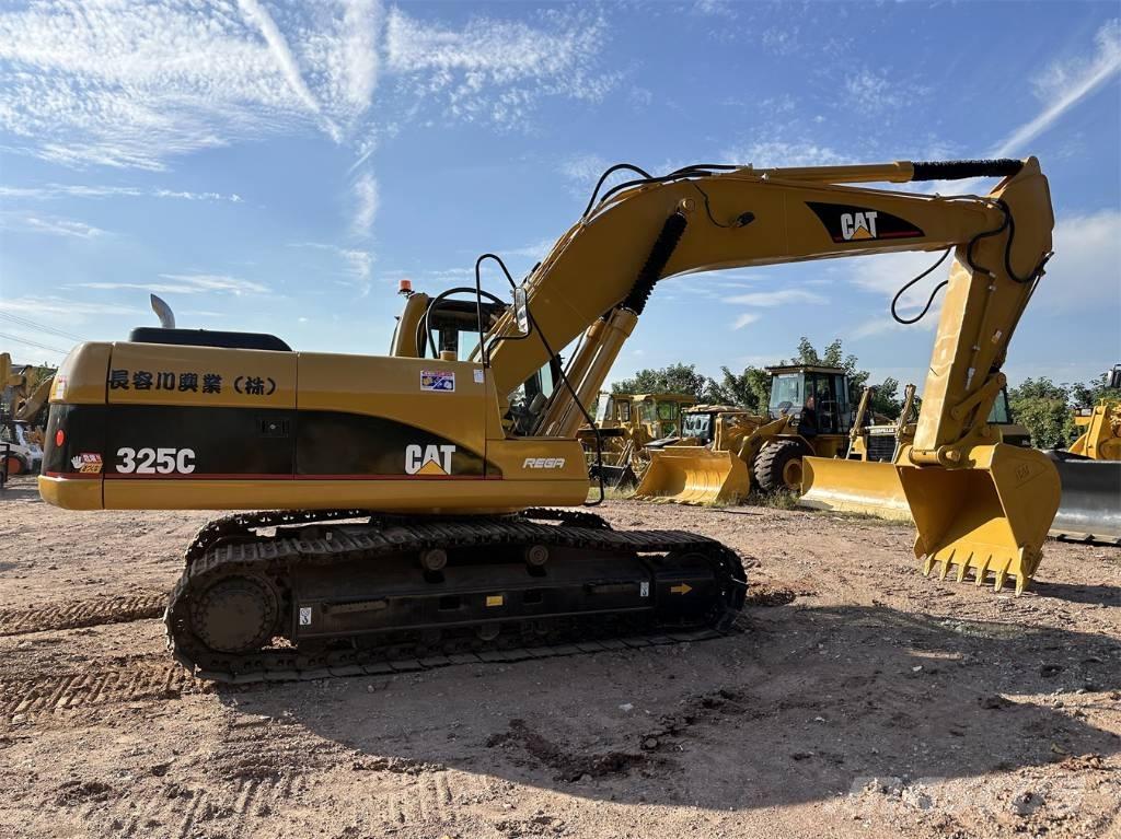 CAT 325C Telakaivukoneet