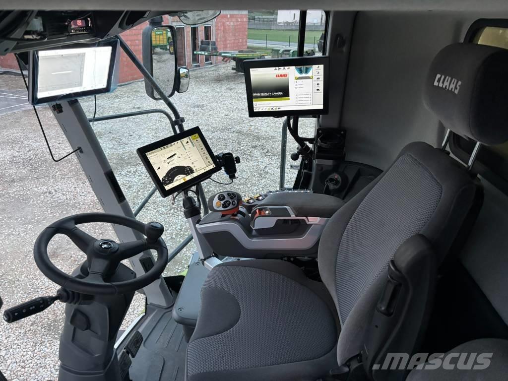 CLAAS Lexion 8900 TT Leikkuupuimurit