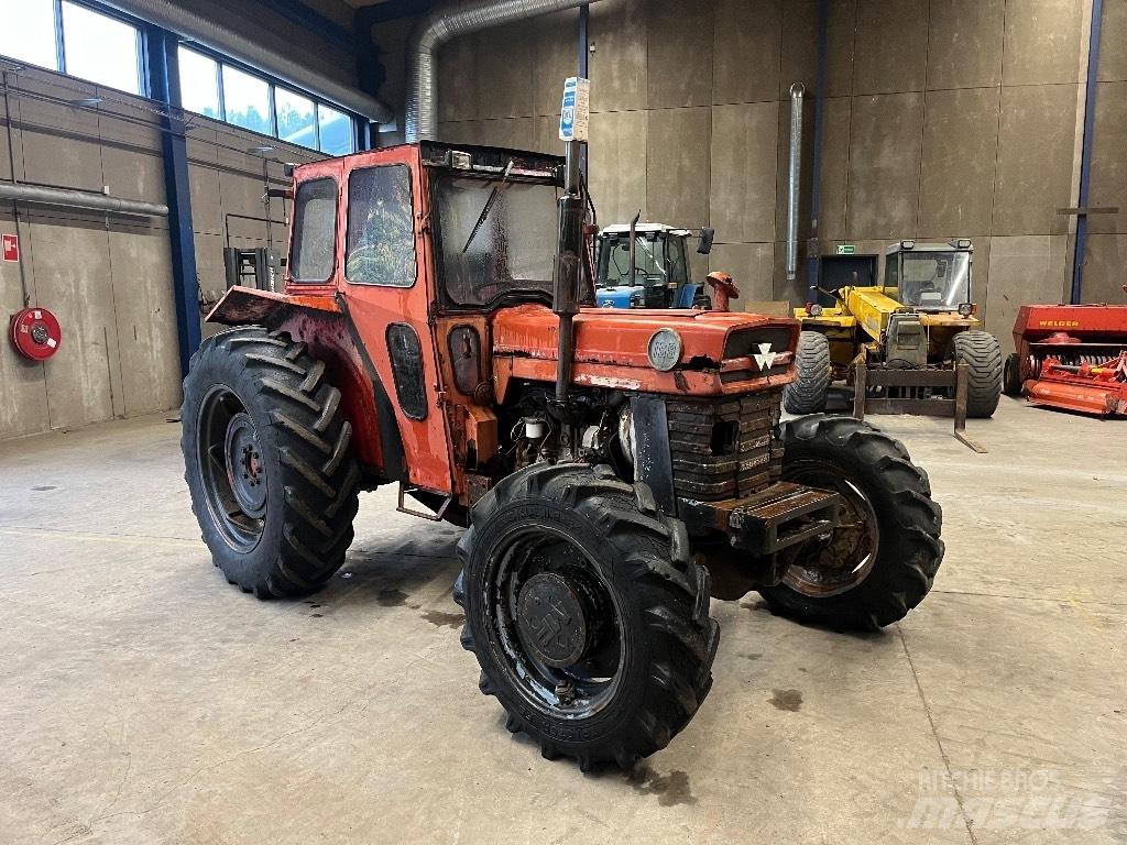 Massey Ferguson 168 Traktorit