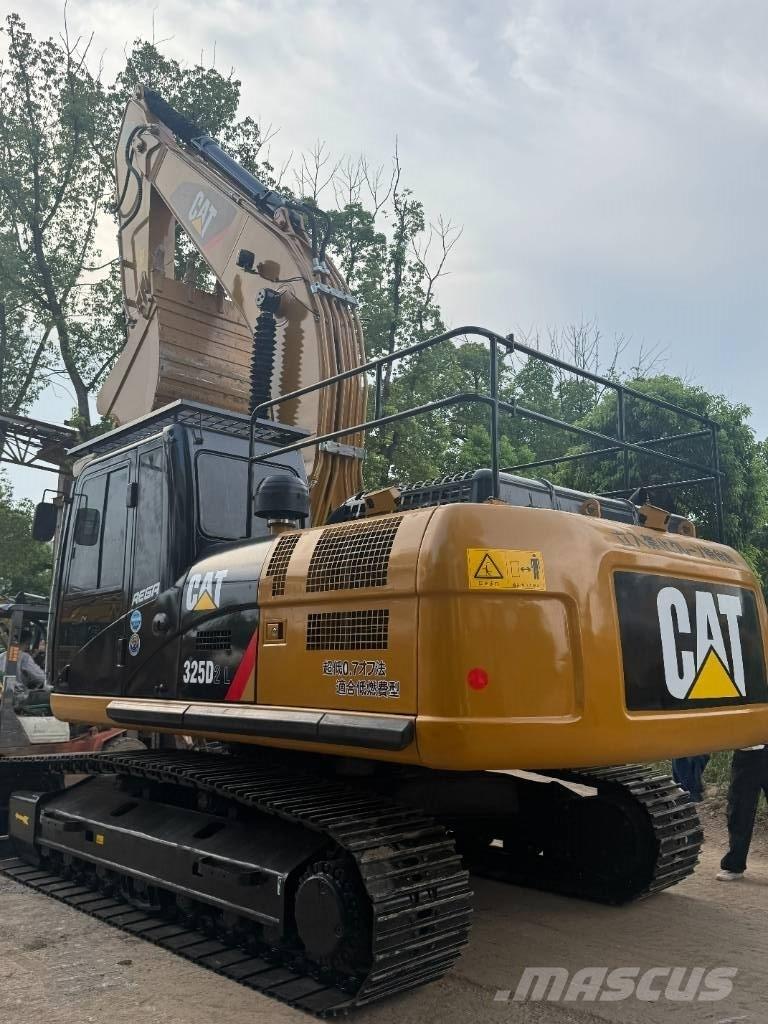 CAT 325D Telakaivukoneet