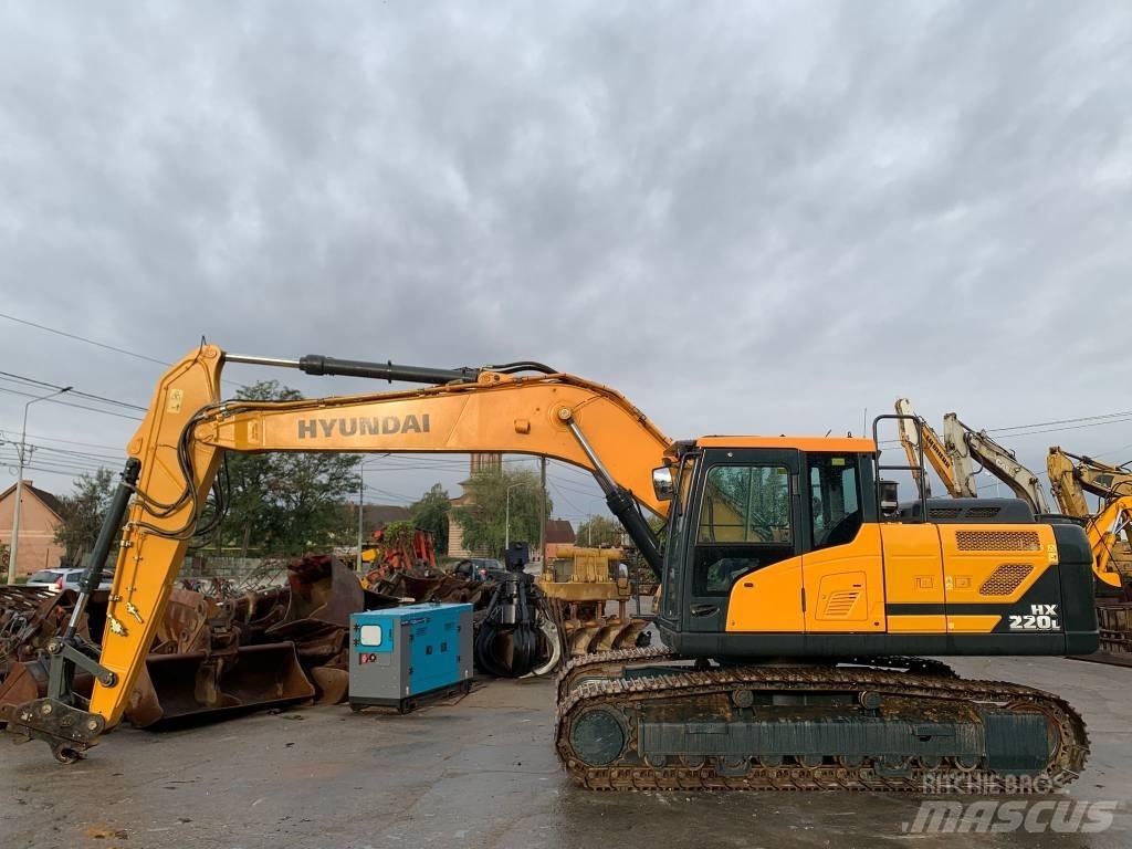 Hyundai HX 220 L Telakaivukoneet