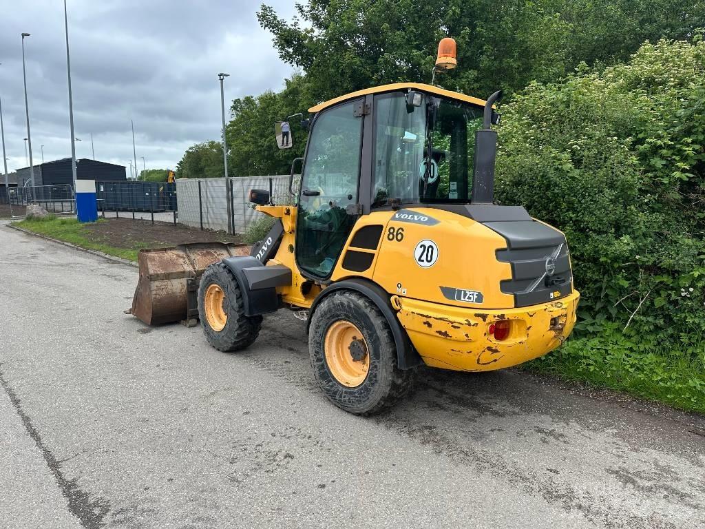 Volvo L 25 F Pyöräkuormaajat