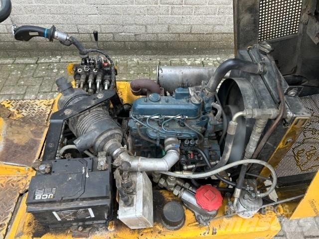 GiANT D 261S Pienkuormaajat