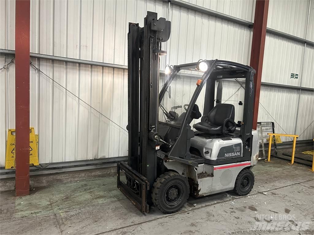 Nissan Y1D1A18Q Dieseltrukit