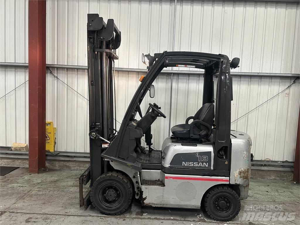 Nissan Y1D1A18Q Dieseltrukit