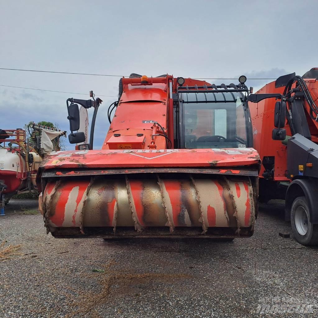 Kuhn SPW 27 Rehuvaunut