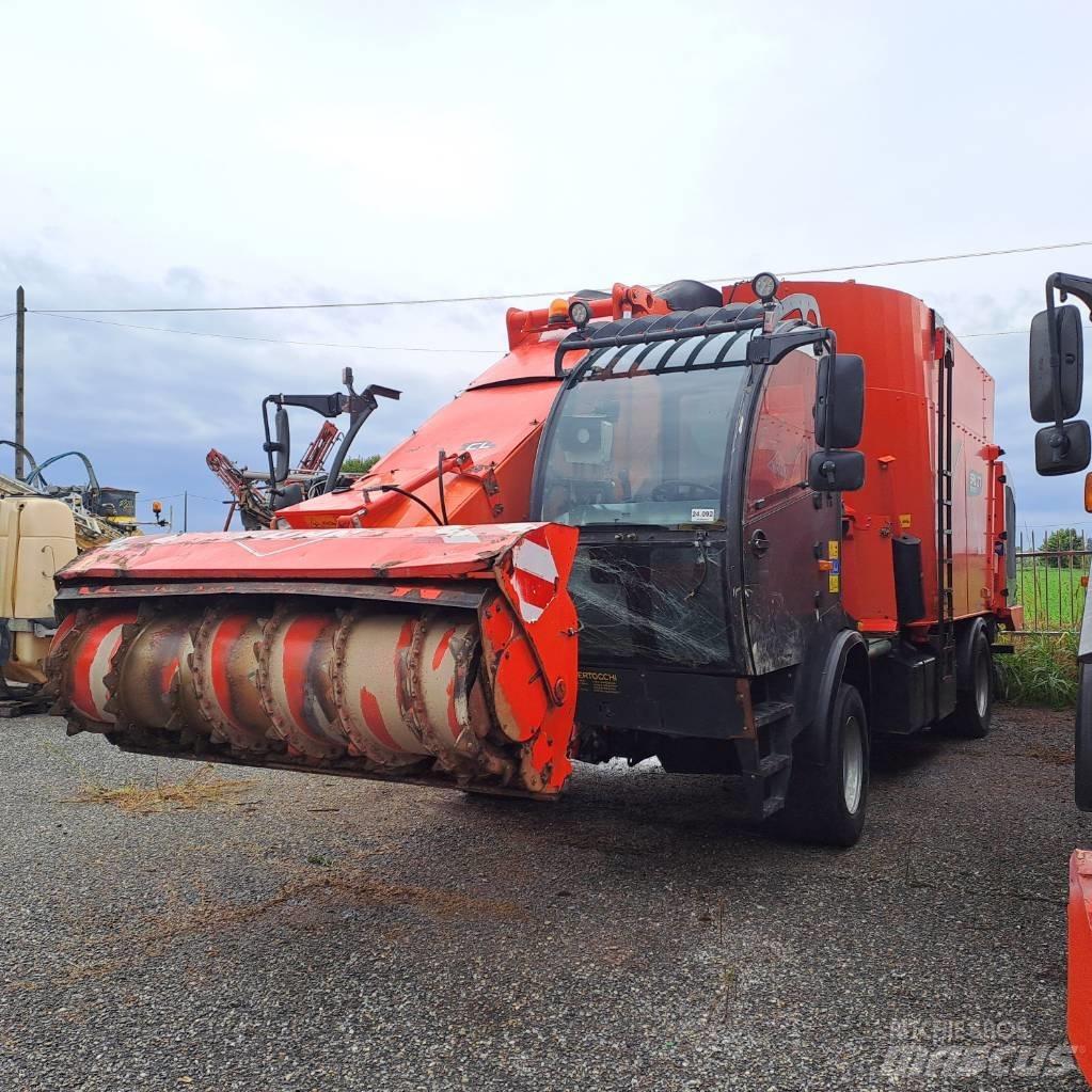 Kuhn SPW 27 Rehuvaunut