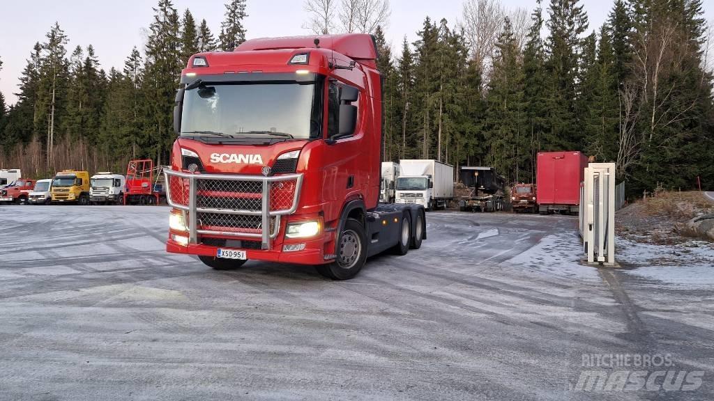 Scania HCT R560 6x4 Vetopöytäautot