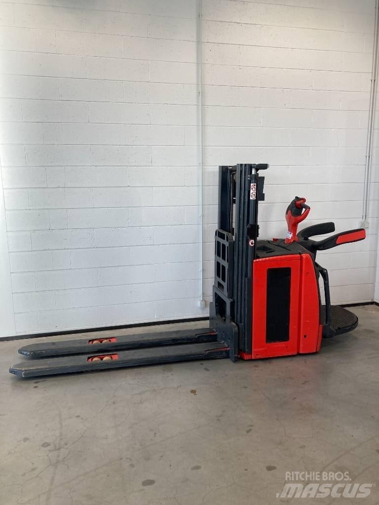 Linde L14AP/1173 Ajettavat pinoamisvaunut