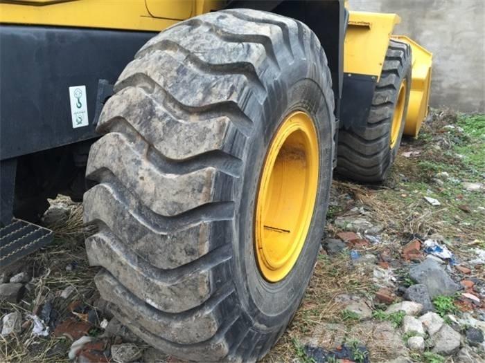 Komatsu WA 320-5 Pyöräkuormaajat