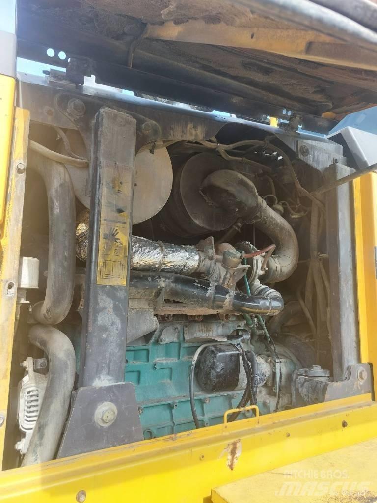 Volvo G 946 Tiehöylät
